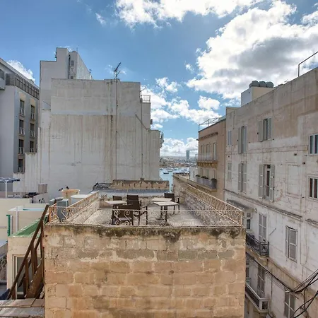 Appartement Bright & Modern 2br - Prime Walkable Area Sliema