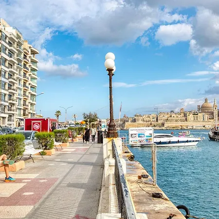 Bright & Modern 2br - Prime Walkable Area * Sliema